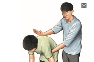 명절 떡 먹다 걸리면…등 5번 두드리고, 배 밀어내기 5회