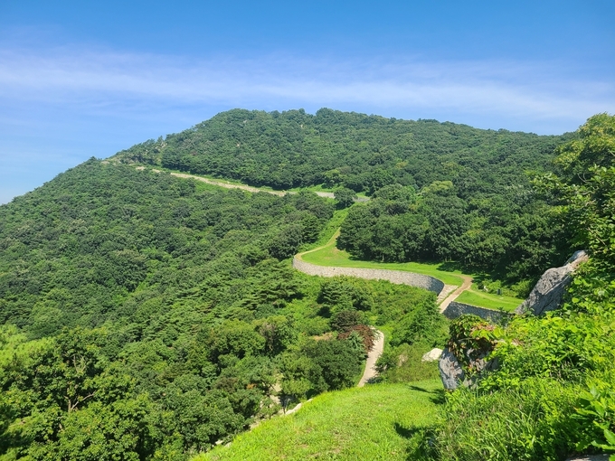 충남 예산, 홍성의 가야산 일대 ‘내포문화숲길’ /국립산림과학원 제공<br>
