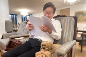 이 대통령 “반려동물도 가족이니 성평등가족부 소관으로”